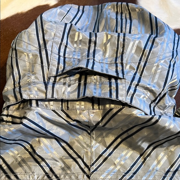 686 Snowboard Ski Jacket Women's Size M Mulitpocket Striped - Picture 13 of 16